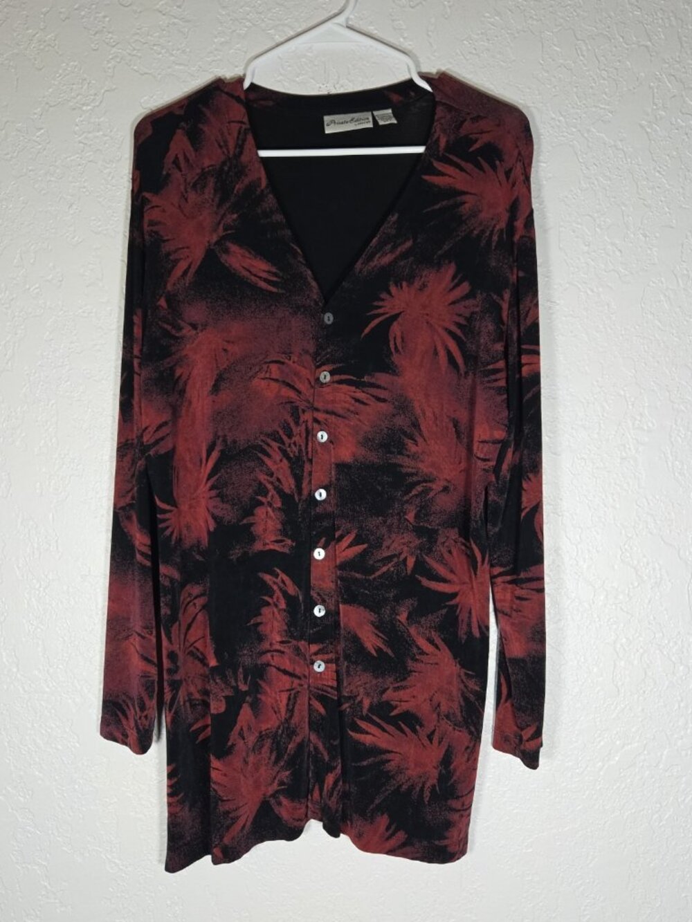 Chicos Private Edition Travelers Black Stretch Long Sleeve Button Top Large (2)